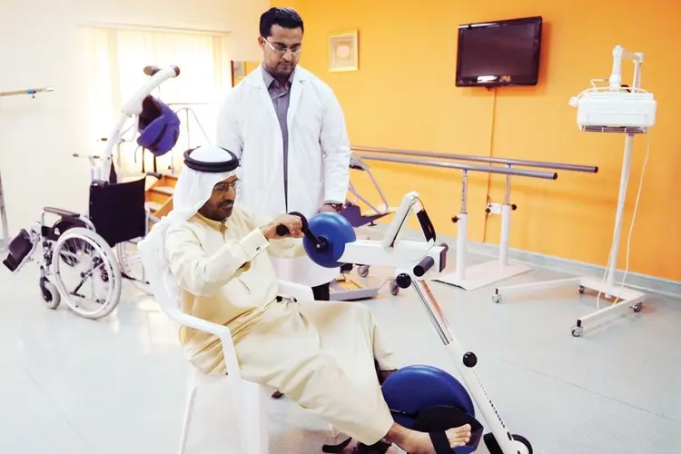 الفرق بين العلاج الطبيعي وإعادة التأهيل 2 الفرق بين العلاج الطبيعي وإعادة التأهيل